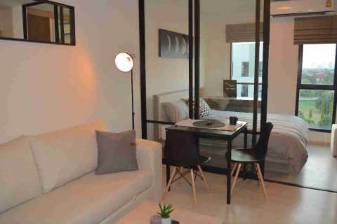 Condominio de 1 dormitorio en Bangkok, Tailandia № 208720 - foto 5