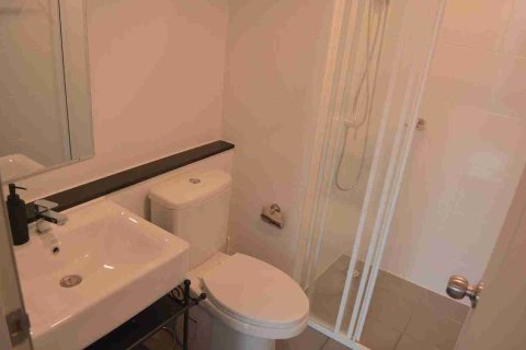 Condominio de 1 dormitorio en Bangkok, Tailandia № 208720 - foto 10