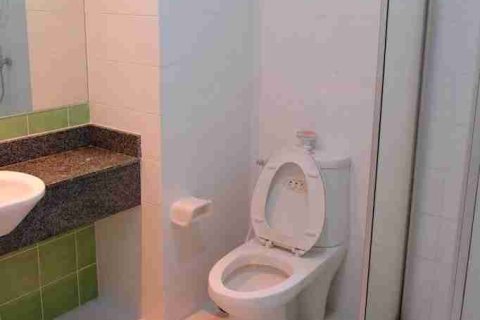 Condominio de 1 dormitorio en Bangkok, Tailandia № 208723 - foto 4