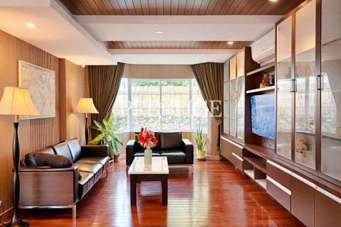 บ้านในพัทยา, ประเทศไทย 7 ห้องนอน № 197644 - รูปถ่าย 3