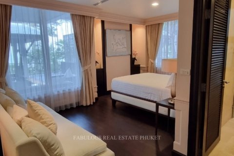 Chalet de 5 dormitorios en Phuket, Tailandia № 179711 - foto 20