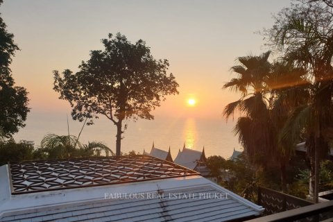 Chalet de 5 dormitorios en Phuket, Tailandia № 179711 - foto 4
