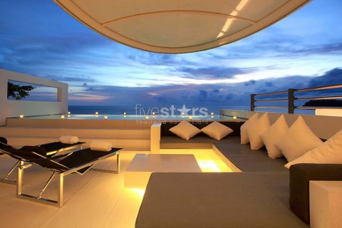 Condominio de 2 dormitorios en Phuket, Tailandia № 67201 - foto 6