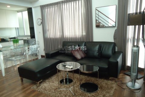 Condominio de 1 dormitorio en Bangkok, Tailandia № 67200 - foto 2