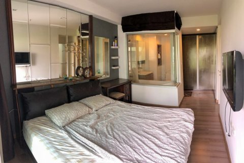 Condominio de 2 dormitorios en Bangkok, Tailandia № 67092 - foto 8