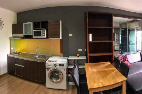 Condominio de 2 dormitorios en Bangkok, Tailandia № 67092 - foto 5