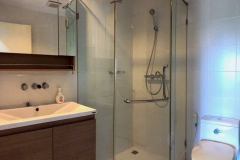 Condominio de 2 dormitorios en Bangkok, Tailandia № 67092 - foto 13