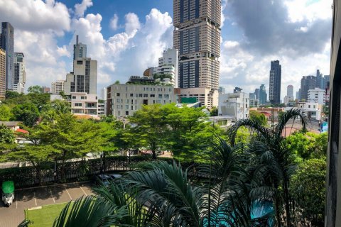 Condo in Bangkok, Thailand, 2 bedrooms  № 67092