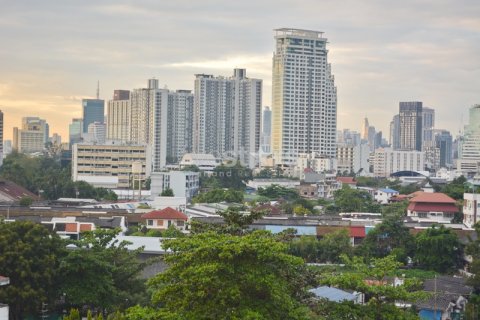 Condo in Bangkok, Thailand, 2 bedrooms № 67203 - photo 2