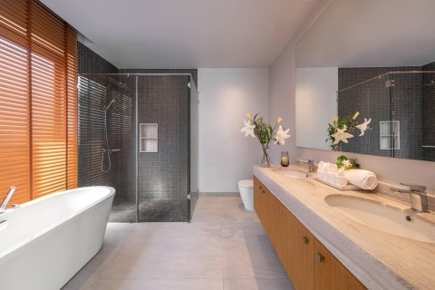 Chalet de 4 dormitorios en Hua Hin, Tailandia № 165583 - foto 6