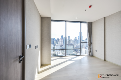 Condo in Bangkok, Thailand, 2 bedrooms № 186082 - photo 2