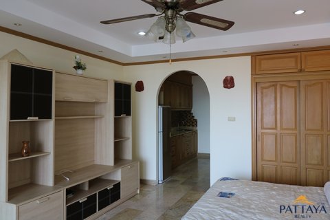 Condominio de 1 dormitorio en Jomtien Beach, Pattaya, Tailandia № 176502 - foto 2