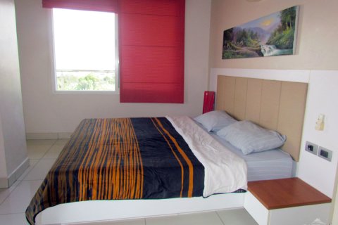 Condominio de 1 dormitorio en Pattaya, Tailandia № 176507 - foto 7