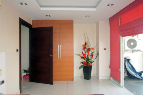 Condominio de 1 dormitorio en Pattaya, Tailandia № 176507 - foto 8