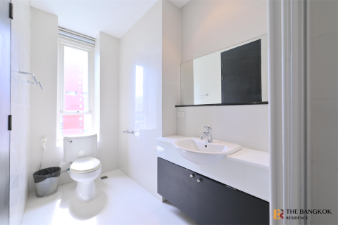 Condominio de 2 dormitorios en Bangkok, Tailandia № 184426 - foto 8