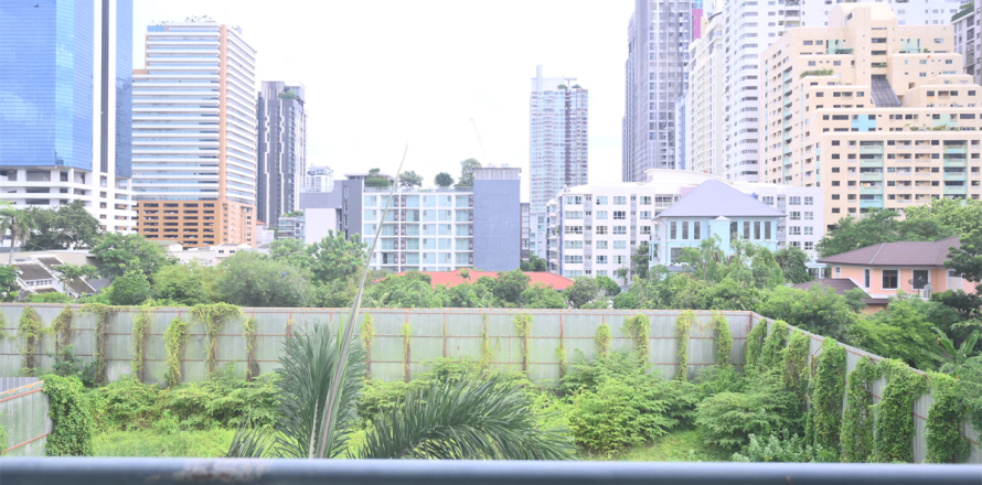 Condominio de 2 dormitorios en Bangkok, Tailandia № 184420
