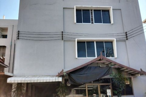 Wohnung in Bang Sue, Bangkok, Thailand 66 Schlafzimmer № 137680 - Foto 2