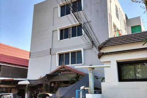 Appartement à Bang Sue, Bangkok, Thaïlande 66 chambres № 137680