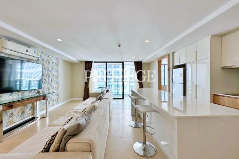Condo in Pattaya, Thailand, 2 bedrooms  № 198301