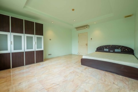 Casa de 4 dormitorios en Phuket, Tailandia № 170812 - foto 8
