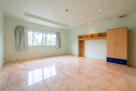Casa de 4 dormitorios en Phuket, Tailandia № 170812 - foto 9
