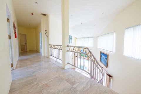 Casa de 4 dormitorios en Phuket, Tailandia № 170812 - foto 10