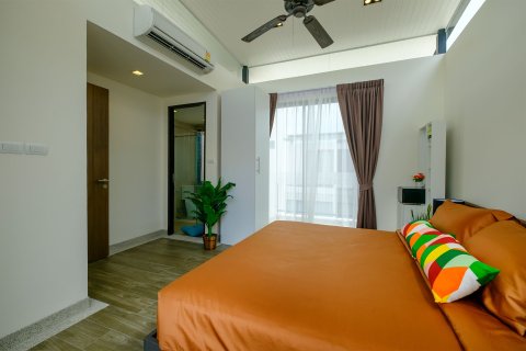 Adosado de 3 dormitorios en Phuket, Tailandia № 170813 - foto 20