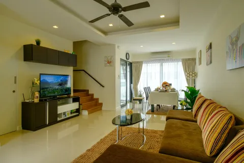 Adosado de 3 dormitorios en Phuket, Tailandia № 170813