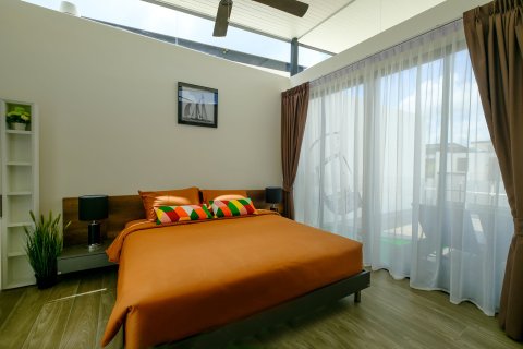 Adosado de 3 dormitorios en Phuket, Tailandia № 170813 - foto 18