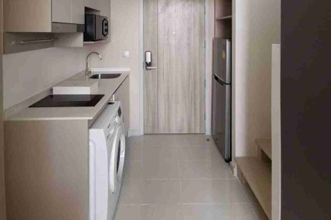 Condominio de 2 dormitorios en Thonburi, Bangkok, Tailandia № 183645 - foto 6