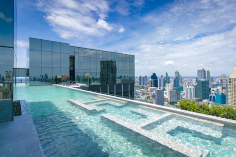 Condominio de 2 dormitorios en Thonburi, Bangkok, Tailandia № 183645 - foto 2