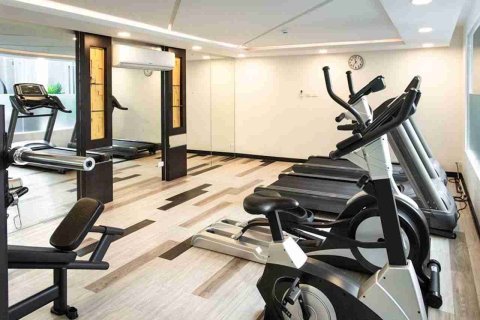 Condominio de 1 dormitorio en Thonburi, Bangkok, Tailandia № 183643 - foto 3