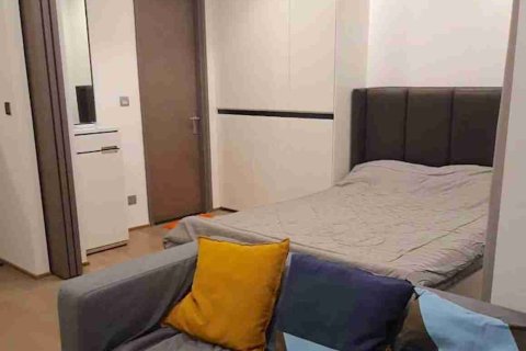 Condominio de 1 dormitorio en Thonburi, Bangkok, Tailandia № 183647 - foto 12