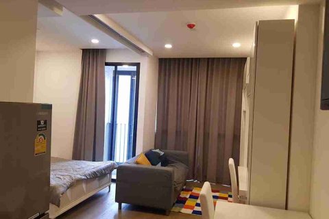 Condominio de 1 dormitorio en Thonburi, Bangkok, Tailandia № 183647 - foto 9