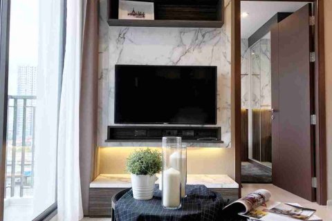 Condominio de 1 dormitorio en Bangkok, Tailandia № 183648 - foto 4