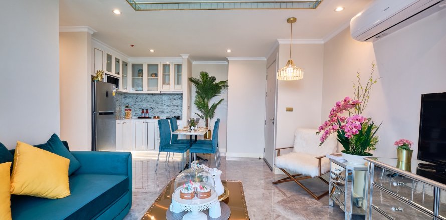 Condominio de 2 dormitorios en Jomtien Beach, Pattaya, Tailandia № 165621