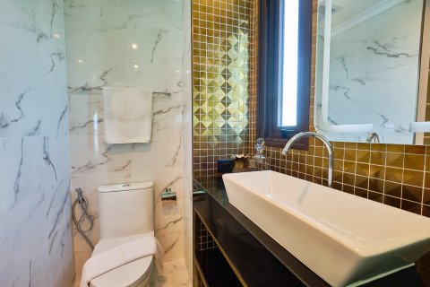 Condominio de 2 dormitorios en Jomtien Beach, Pattaya, Tailandia № 165621 - foto 7