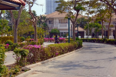 Estudio en el condominio en Jomtien Beach, Pattaya, Tailandia № 204030 - foto 17