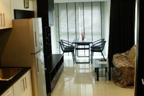 Estudio en el condominio en Pattaya, Tailandia № 204028