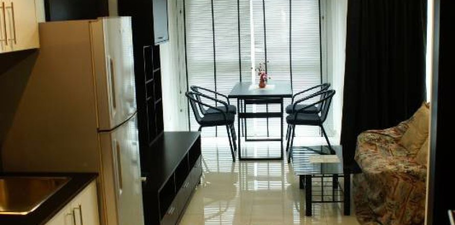 Estudio en el condominio en Pattaya, Tailandia № 204028