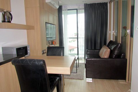 Condominio de 1 dormitorio en Pattaya, Tailandia № 204033 - foto 2