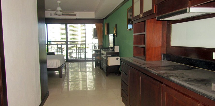 Estudio en el condominio en Pattaya, Tailandia № 204031
