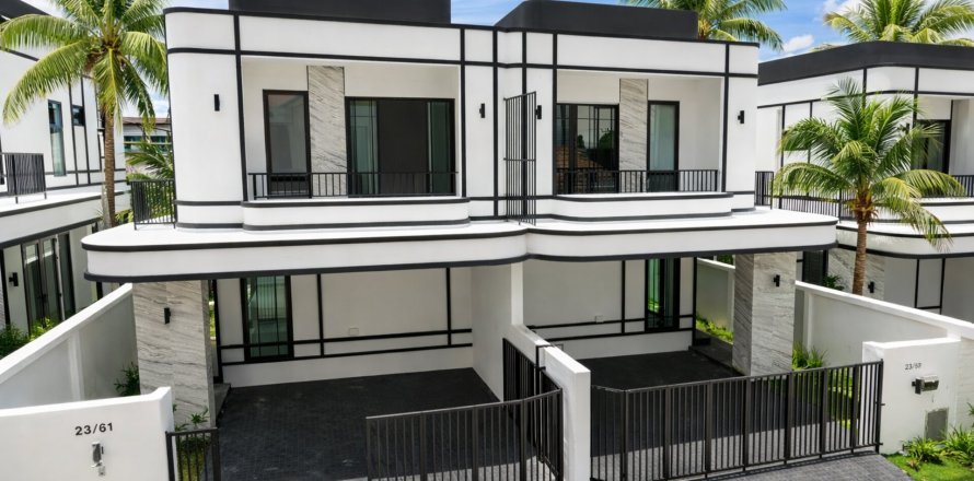 Chalet de 3 dormitorios en Pattaya, Tailandia № 203509