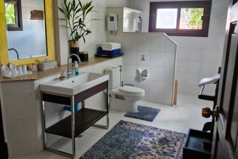 Villa in Ko Samui, Thailand 6 bedrooms № 156518 - photo 8