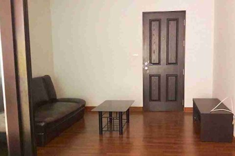 Condominio de 1 dormitorio en Bangkok, Tailandia № 208690 - foto 5