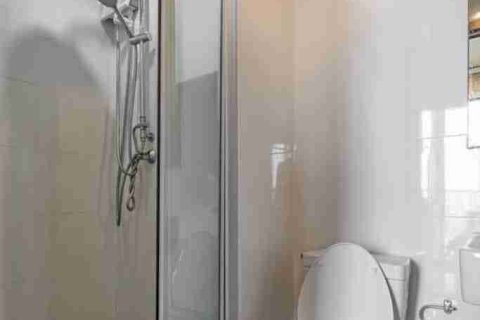 Condominio de 1 dormitorio en Bangkok, Tailandia № 208688 - foto 6