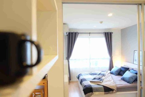Condominio de 1 dormitorio en Bangkok, Tailandia № 208687 - foto 4