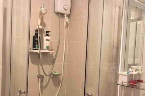Condominio de 1 dormitorio en Bangkok, Tailandia № 208689 - foto 5