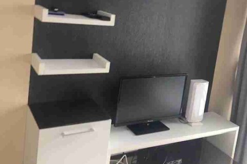 Condominio de 1 dormitorio en Bangkok, Tailandia № 208684 - foto 5