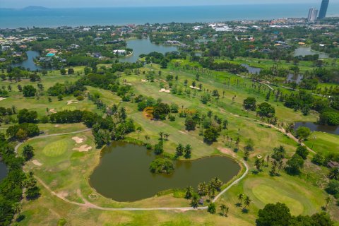 Estudio en el condominio en Chonburi, Tailandia № 134380 - foto 4